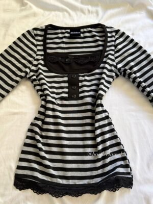 “Striped Fitted Lace Top” - Long Sleeves