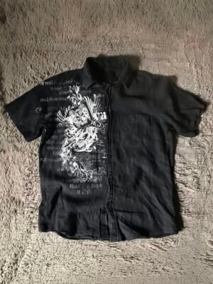 “Black Graphic Shirt” (unisex)